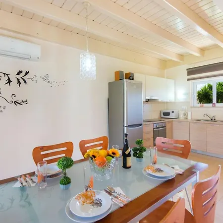 Holiday home Haus In Kolympia Mit Garten Und Bergblick By Interhome Kolymbia