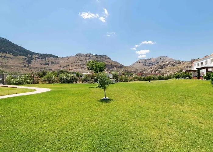 Holiday home Haus In Kolympia Mit Garten Und Bergblick By Interhome