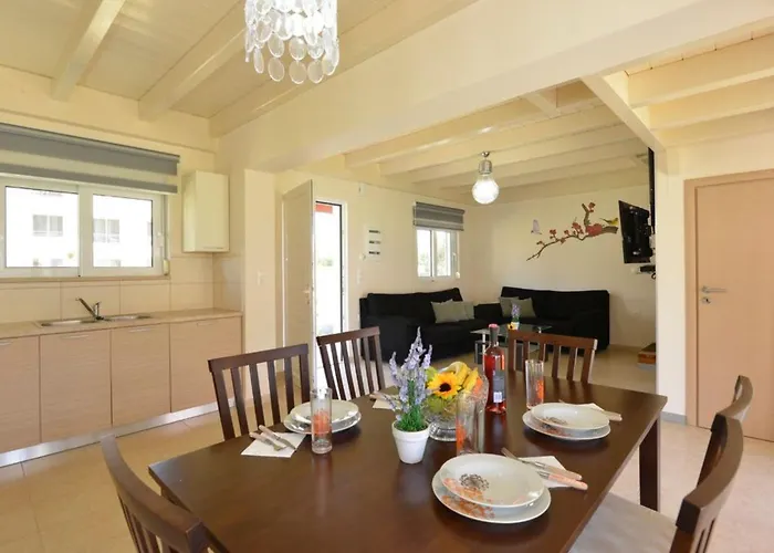 Haus In Kolympia Mit Garten Und Bergblick By Interhome * Kolymbia