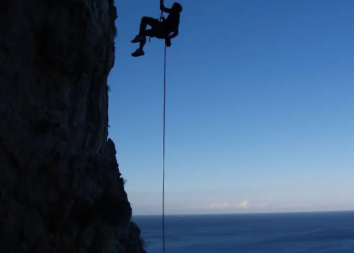 Haus In Kolympia Mit Garten Und Bergblick By Interhome Κολύμπια