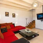 Case de vacanță Haus In Kolympia Mit Garten Und Bergblick By Interhome *